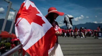 Канадские работодатели повышают зарплату мигрантам из-за нехватки рабочей силы
